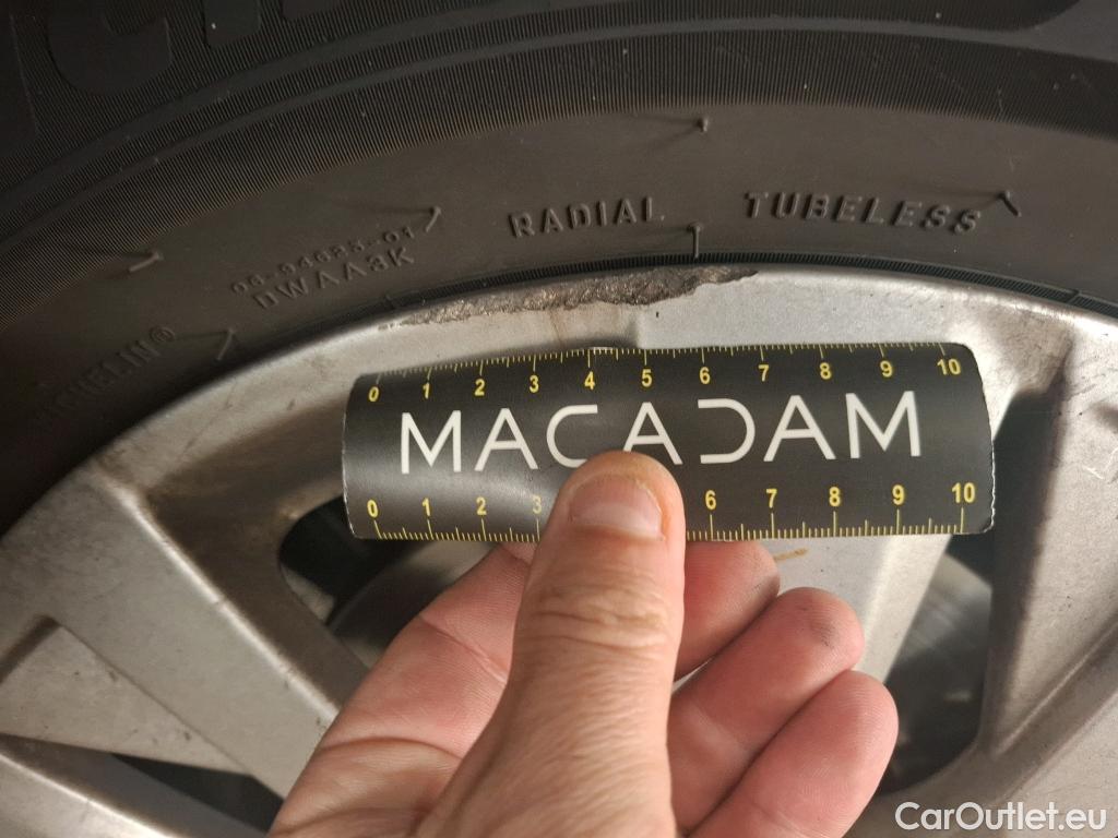  Peugeot  5008  Active Business 1.5 HDi 130CV BVA8 E6d #17