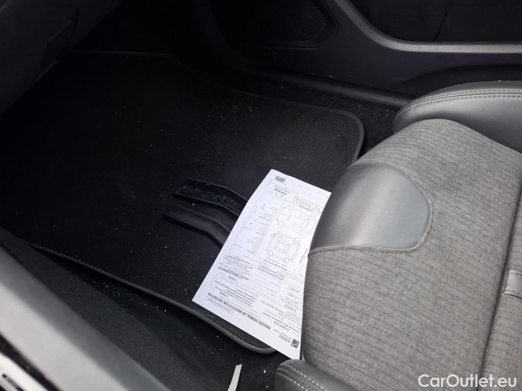  Peugeot  508 PEUGEOT  SW / 2018 / 5P / Break HYBRID 225 E-EAT8 ALLURE BUSINESS #32