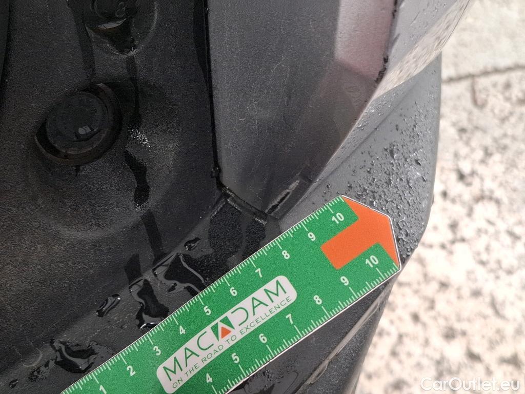  Peugeot  3008  Active Pack 1.5 HDi 130CV BVA8 E6d #23