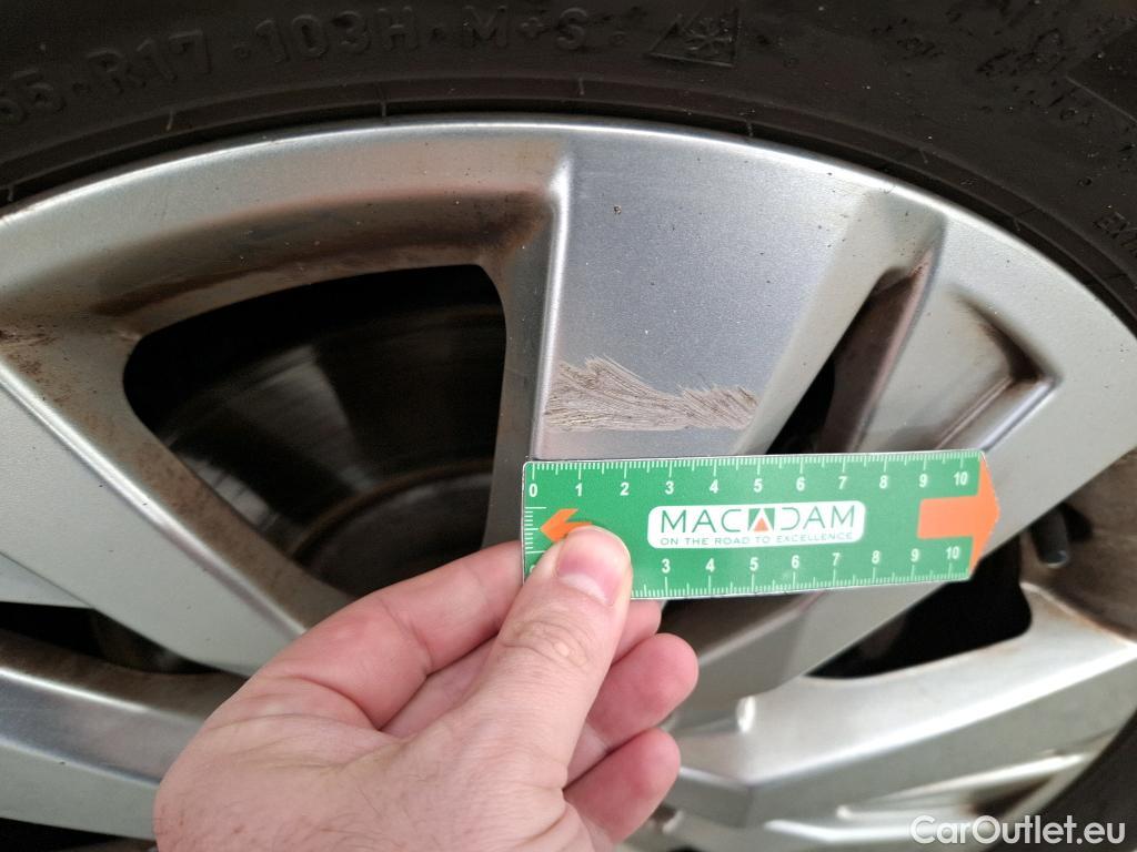  Peugeot  3008  Active Pack 1.5 HDi 130CV BVA8 E6d #15