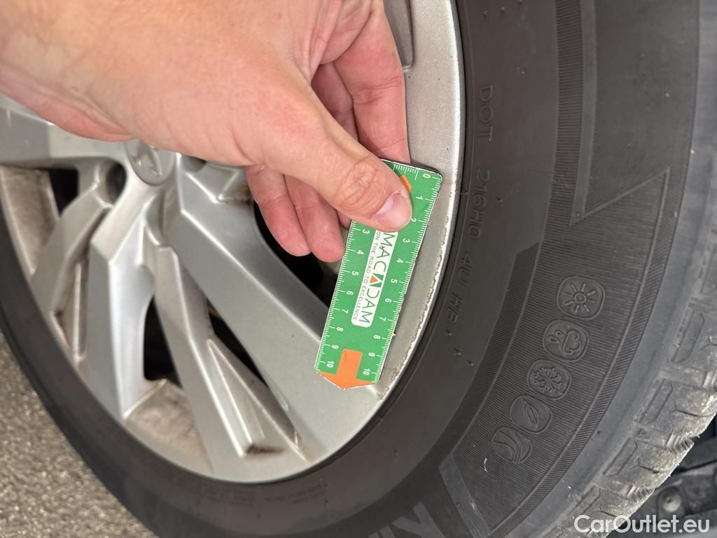  Peugeot  3008  II Active Pack 1.2 PureTech 130CV BVA8 E6d #23