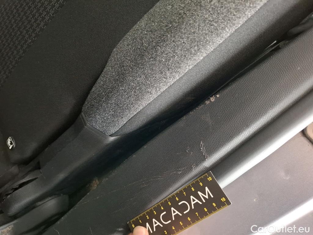  Peugeot  5008  Active Business 1.5 HDi 130CV BVA8 E6d #29