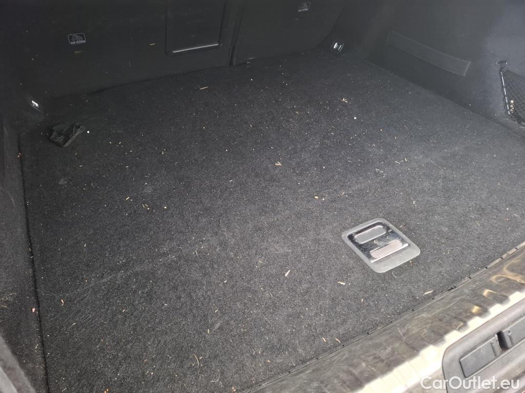  Peugeot  508 PEUGEOT  SW / 2018 / 5P / Break HYBRID 225 E-EAT8 ALLURE BUSINESS #34