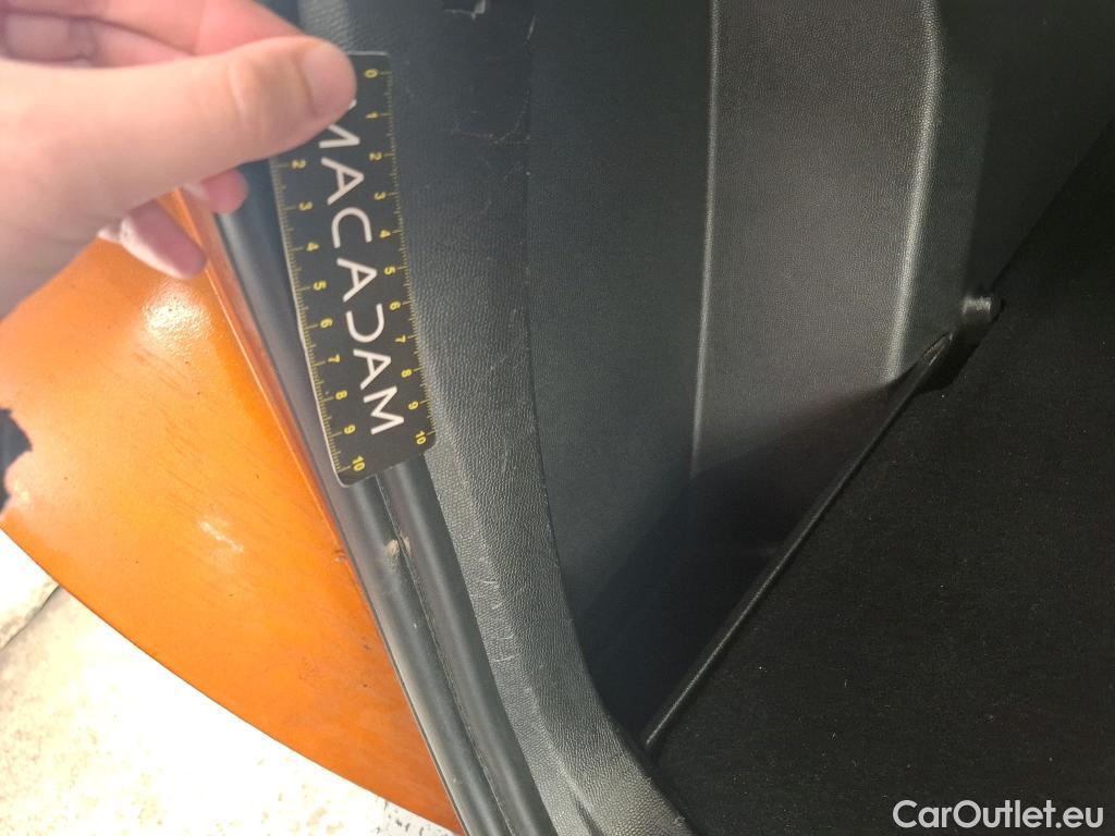  Peugeot  2008  Allure 1.5 HDi 110CV BVM6 E6d #10