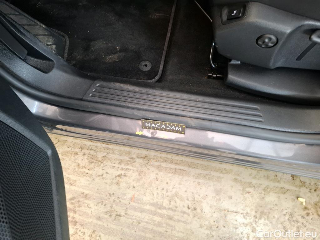  DS  DS7 7 Crossback Business 1.2 PureTech 130CV BVA8 E6d #1