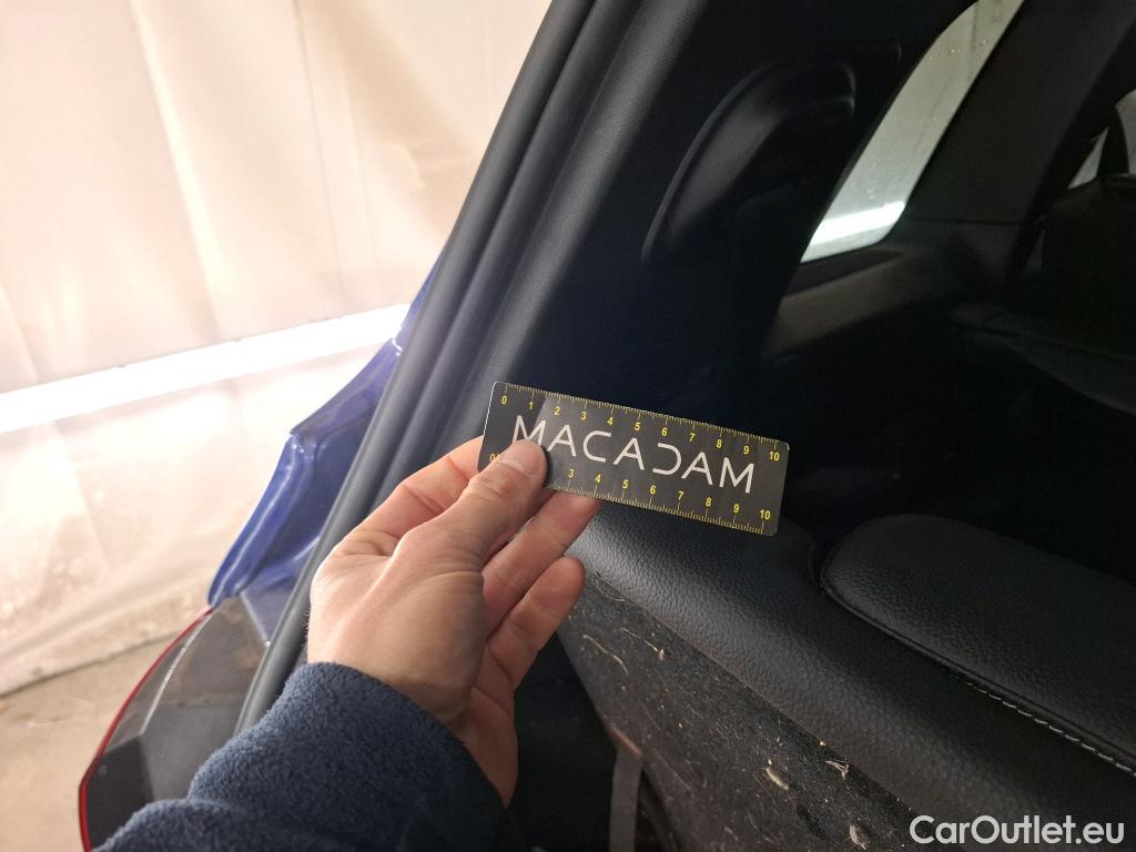  Mercedes  GLB MERCEDES-BENZ  / 2019 / 5P / SUV  200 d Progressive Line #35