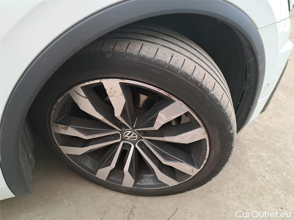  Volkswagen  Tiguan  5p SUV 2.0 TDI 150 DSG7 Carat #42