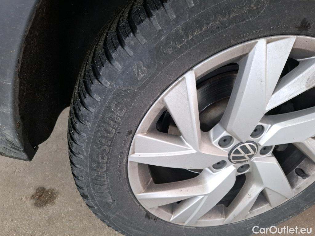  Volkswagen  Tiguan VOLKSWAGEN  / 2020 / 5P / SUV 2.0 TDI 150 DSG7 Elegance Exclusive #22