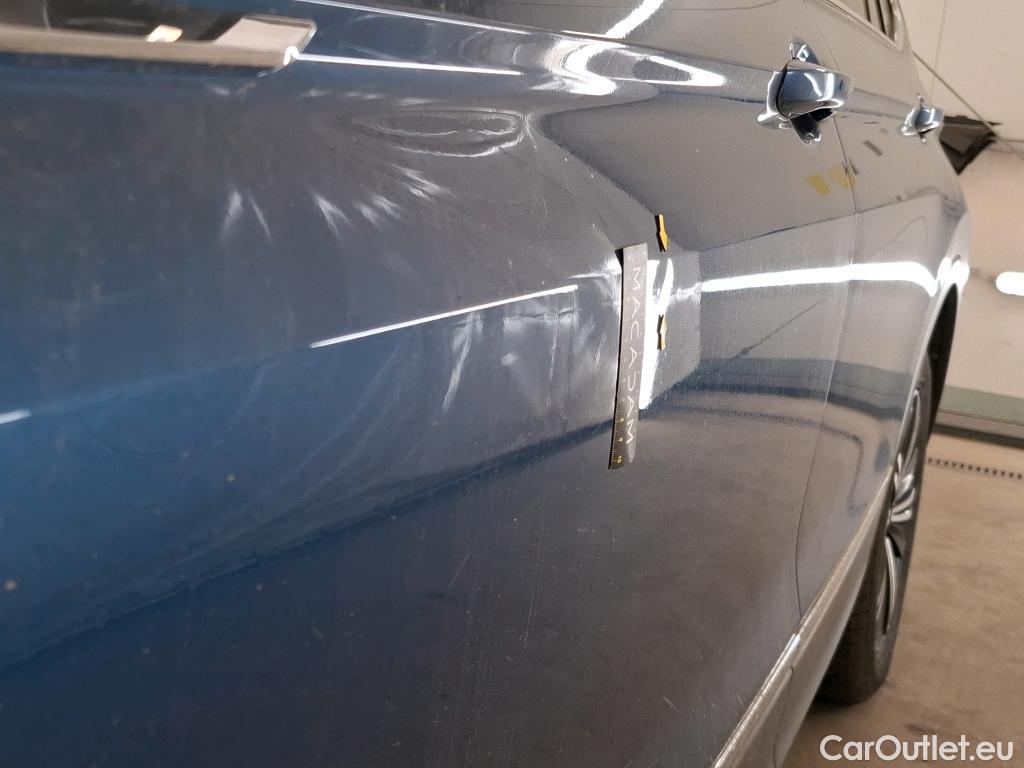  Volkswagen  Tiguan VOLKSWAGEN  Allspace  2017  5P  SUV 2 0 TDI 150 DSG7 Carat Exclusive #37