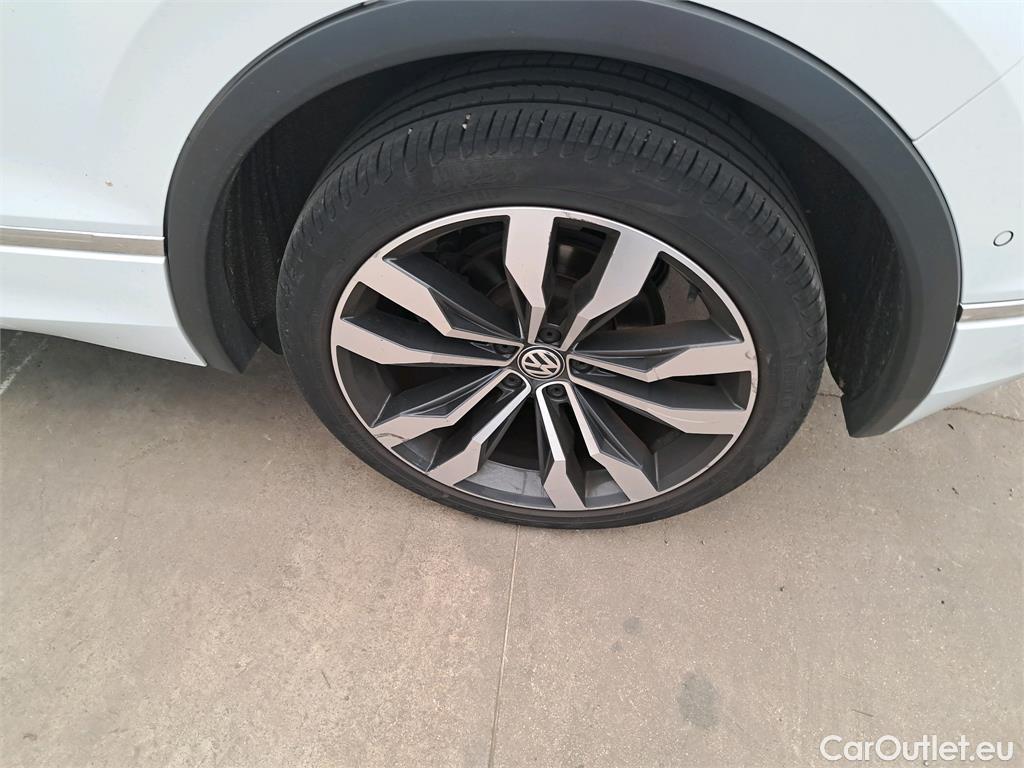  Volkswagen  Tiguan  5p SUV 2.0 TDI 150 DSG7 Carat #29