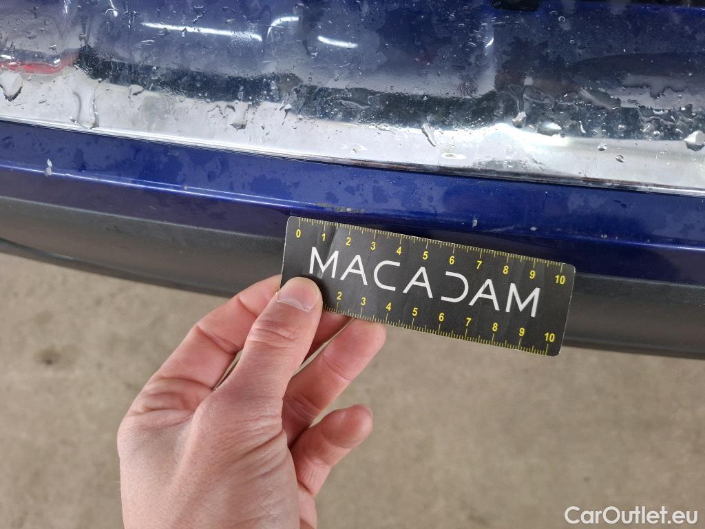  Mercedes  GLB MERCEDES-BENZ  / 2019 / 5P / SUV  200 d Progressive Line #41