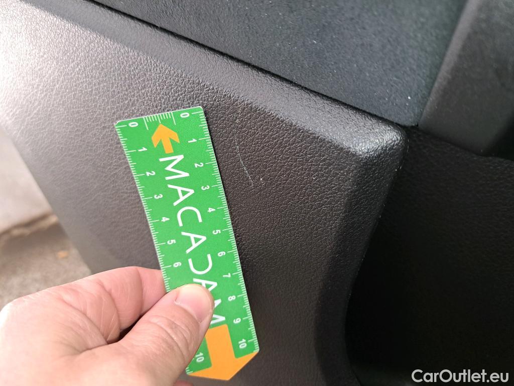  Mercedes  GLB MERCEDES-BENZ  / 2019 / 5P / SUV  200 d AMG Line #2