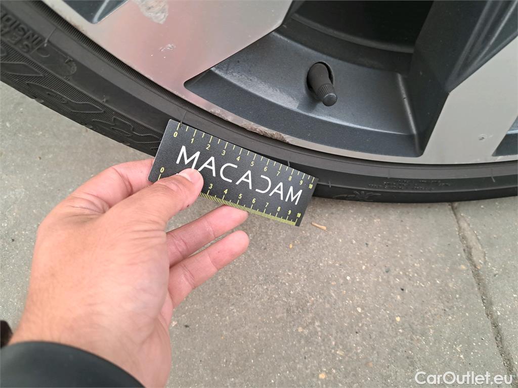  Volkswagen  Tiguan  5p SUV 2.0 TDI 150 DSG7 Carat #41