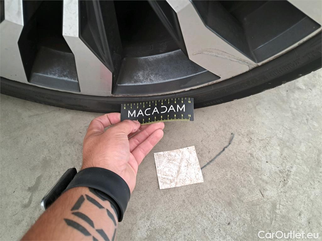  Volkswagen  Tiguan  5p SUV 2.0 TDI 150 DSG7 Carat #46