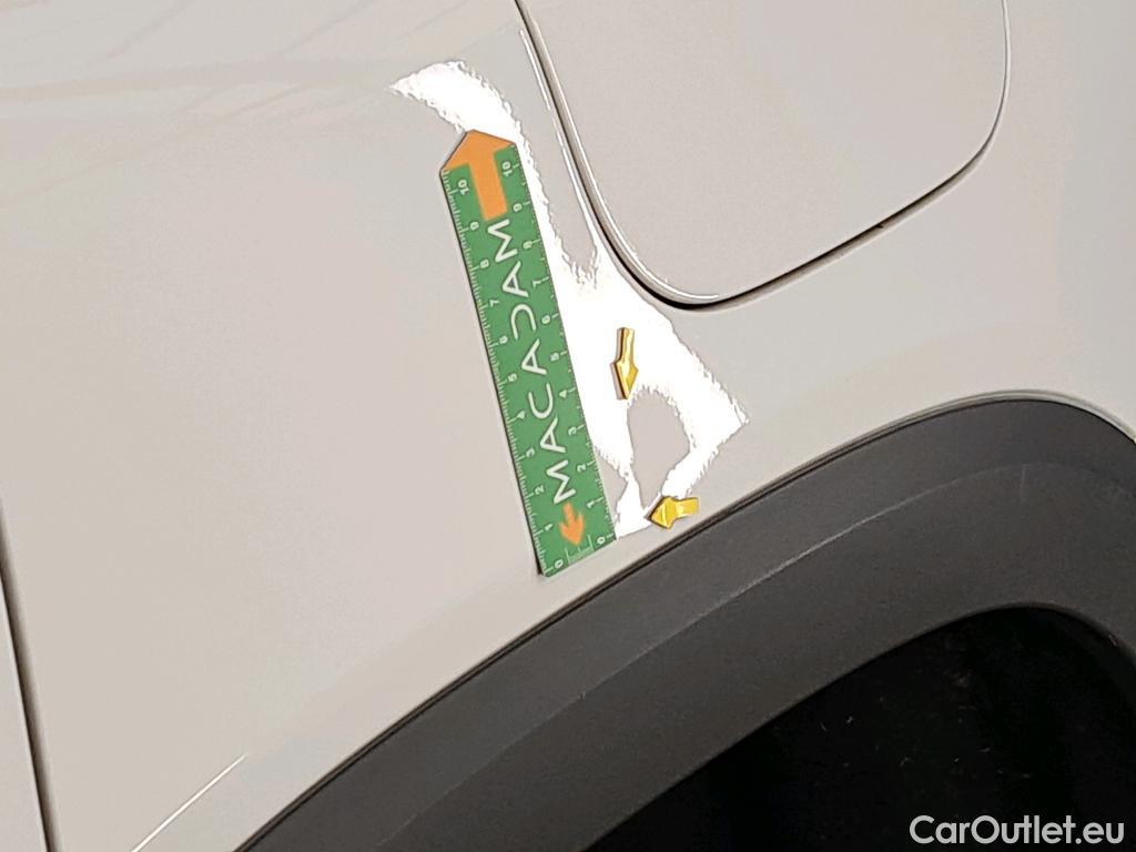  Mercedes  GLB MERCEDES-BENZ  / 2019 / 5P / SUV  200 d AMG Line #3