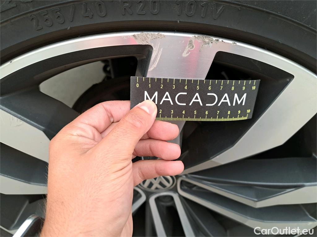  Volkswagen  Tiguan  5p SUV 2.0 TDI 150 DSG7 Carat #37