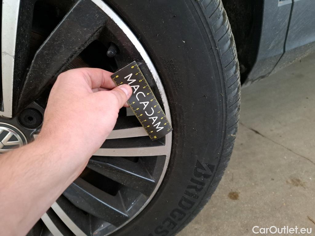  Volkswagen  Tiguan VOLKSWAGEN  Allspace  2017  5P  SUV 2 0 TDI 150 DSG7 Carat Exclusive #10