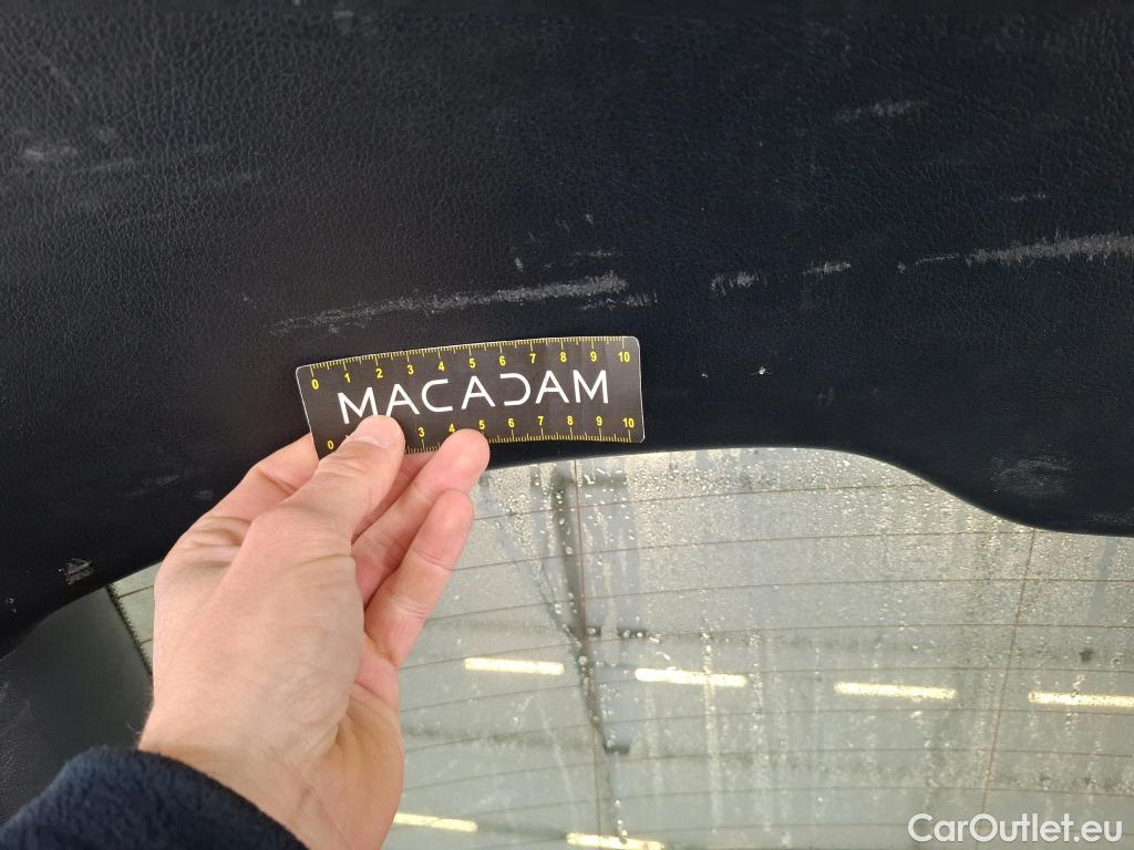  Mercedes  GLB MERCEDES-BENZ  / 2019 / 5P / SUV  200 d Progressive Line #8