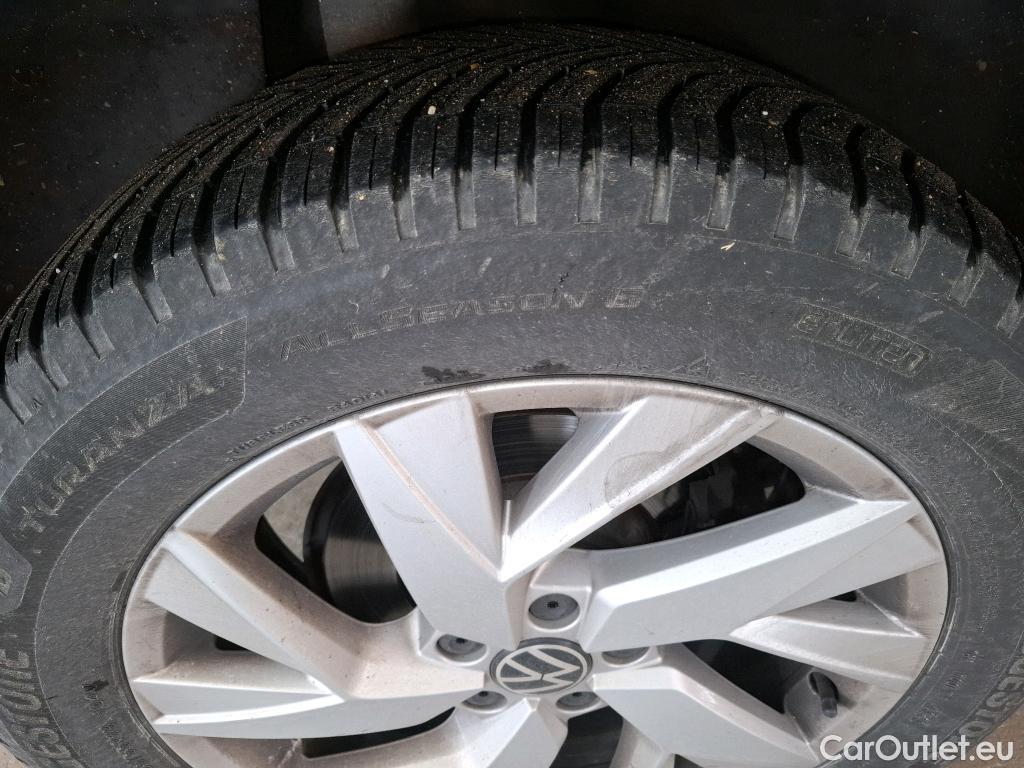  Volkswagen  Tiguan VOLKSWAGEN  / 2020 / 5P / SUV 2.0 TDI 150 DSG7 Elegance Exclusive #18