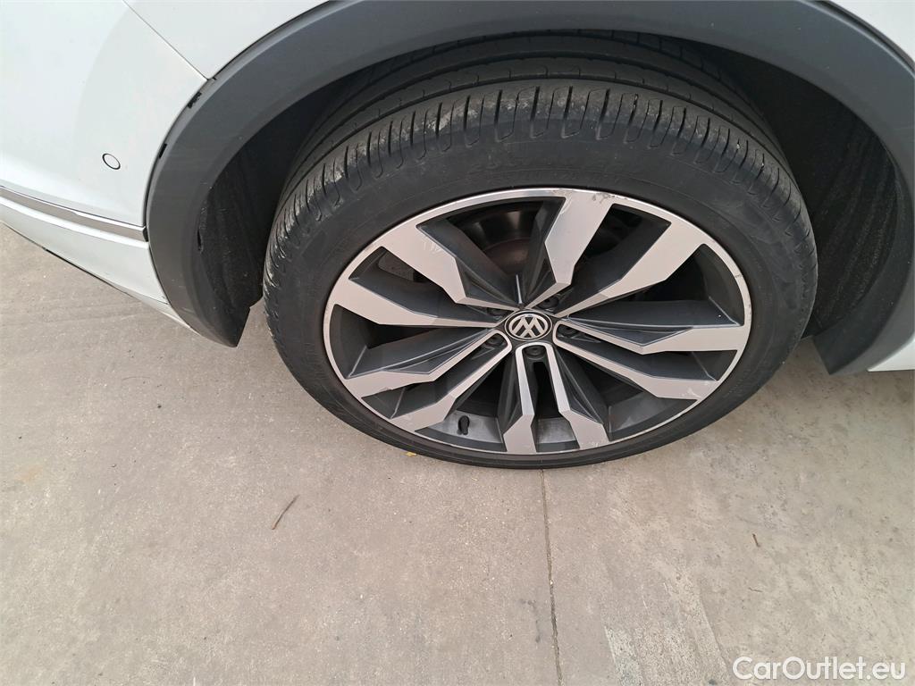  Volkswagen  Tiguan  5p SUV 2.0 TDI 150 DSG7 Carat #35