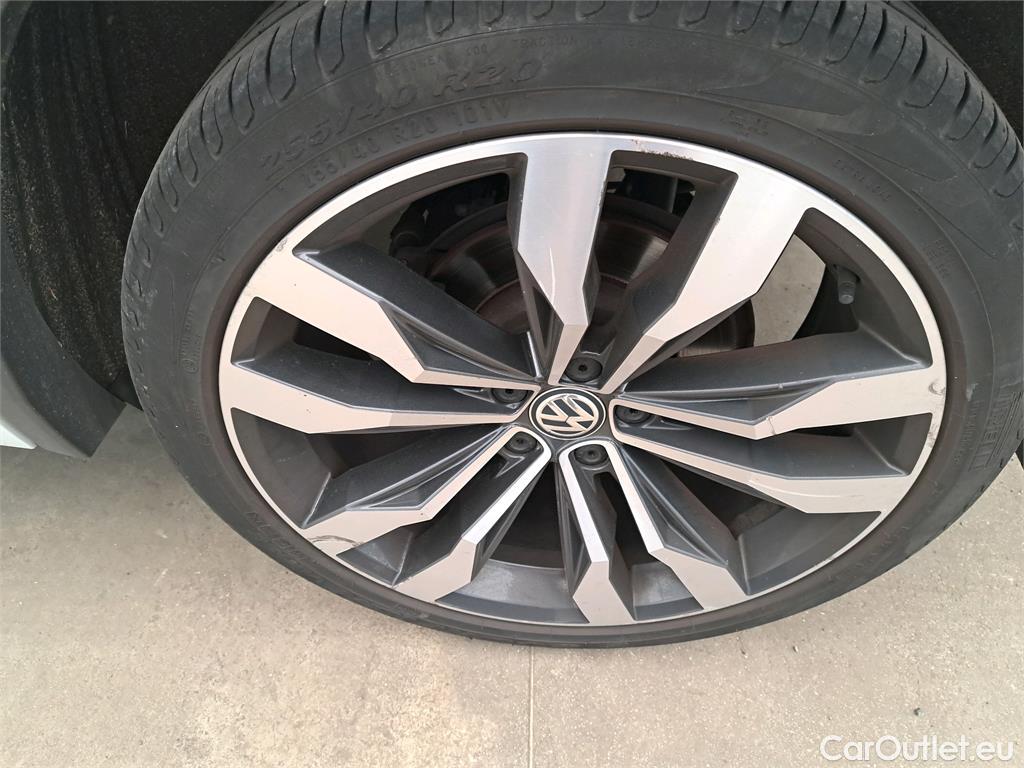  Volkswagen  Tiguan  5p SUV 2.0 TDI 150 DSG7 Carat #30