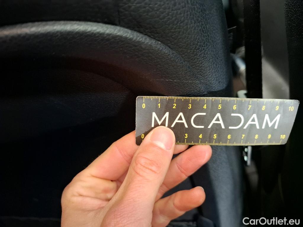  Mercedes  GLB MERCEDES-BENZ  / 2019 / 5P / SUV  200 d Progressive Line #5