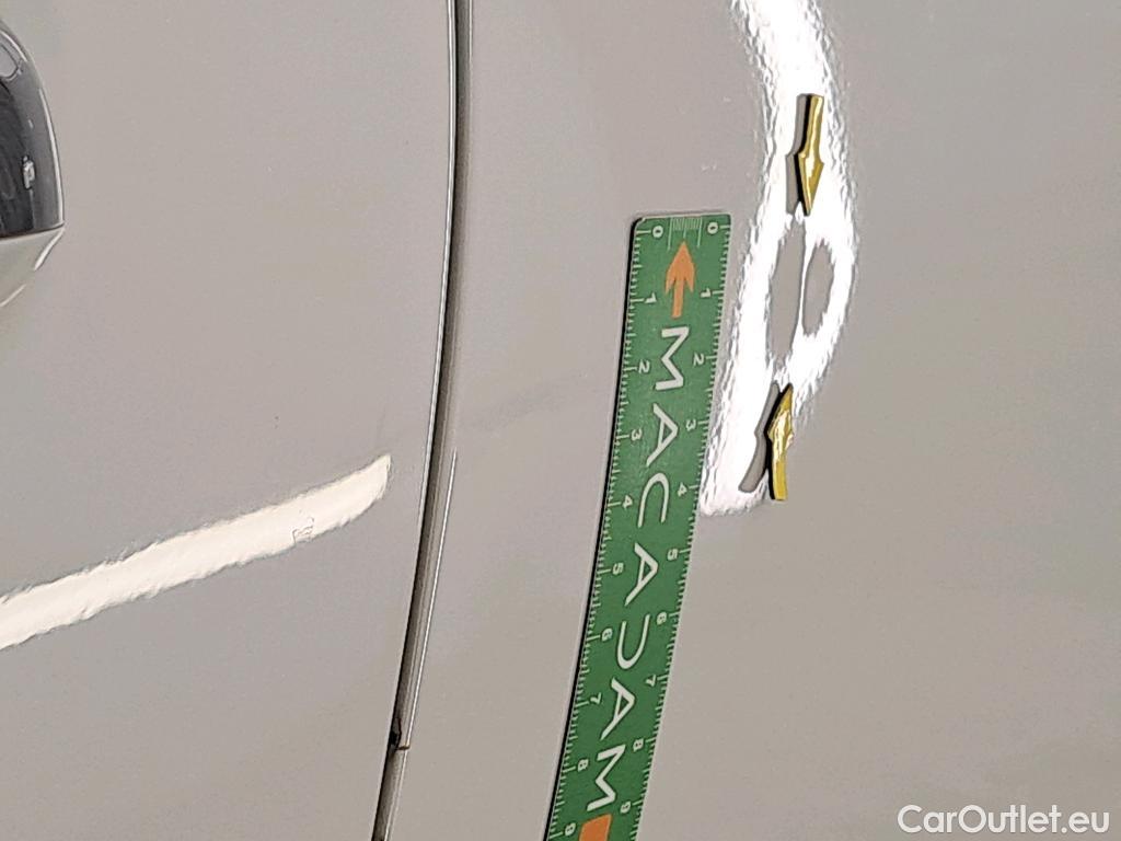  Mercedes  GLB MERCEDES-BENZ  / 2019 / 5P / SUV  200 d AMG Line #6