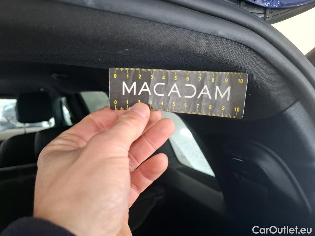  Mercedes  GLB MERCEDES-BENZ  / 2019 / 5P / SUV  200 d Progressive Line #19