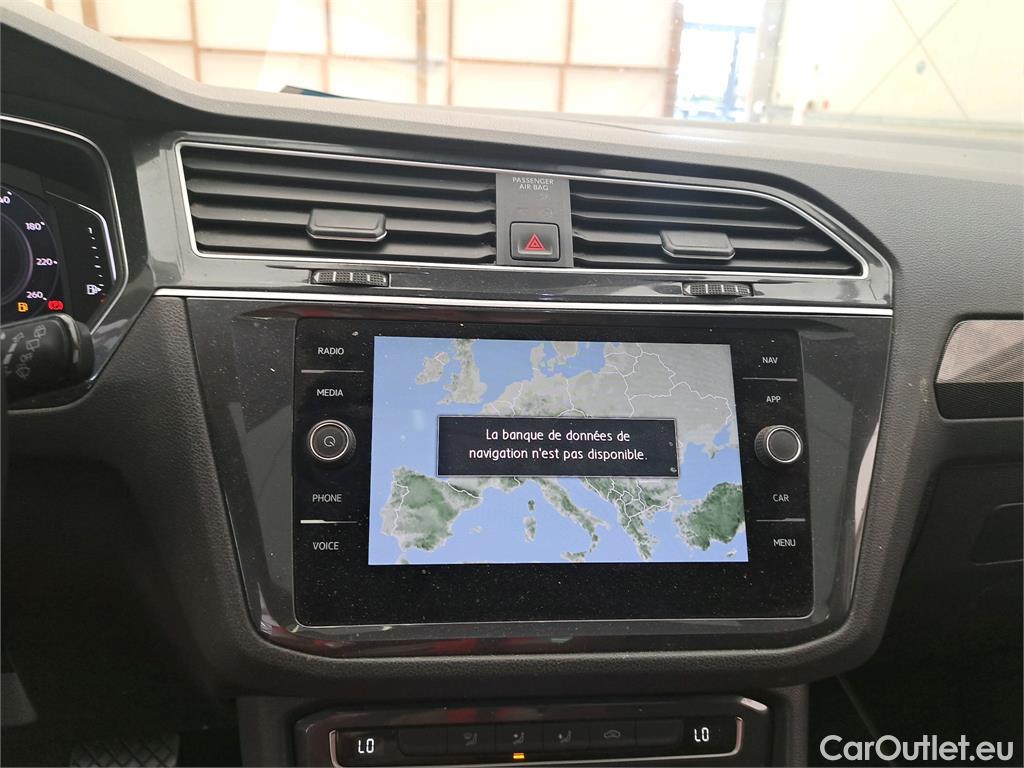  Volkswagen  Tiguan  5p SUV 2.0 TDI 150 DSG7 Carat #25