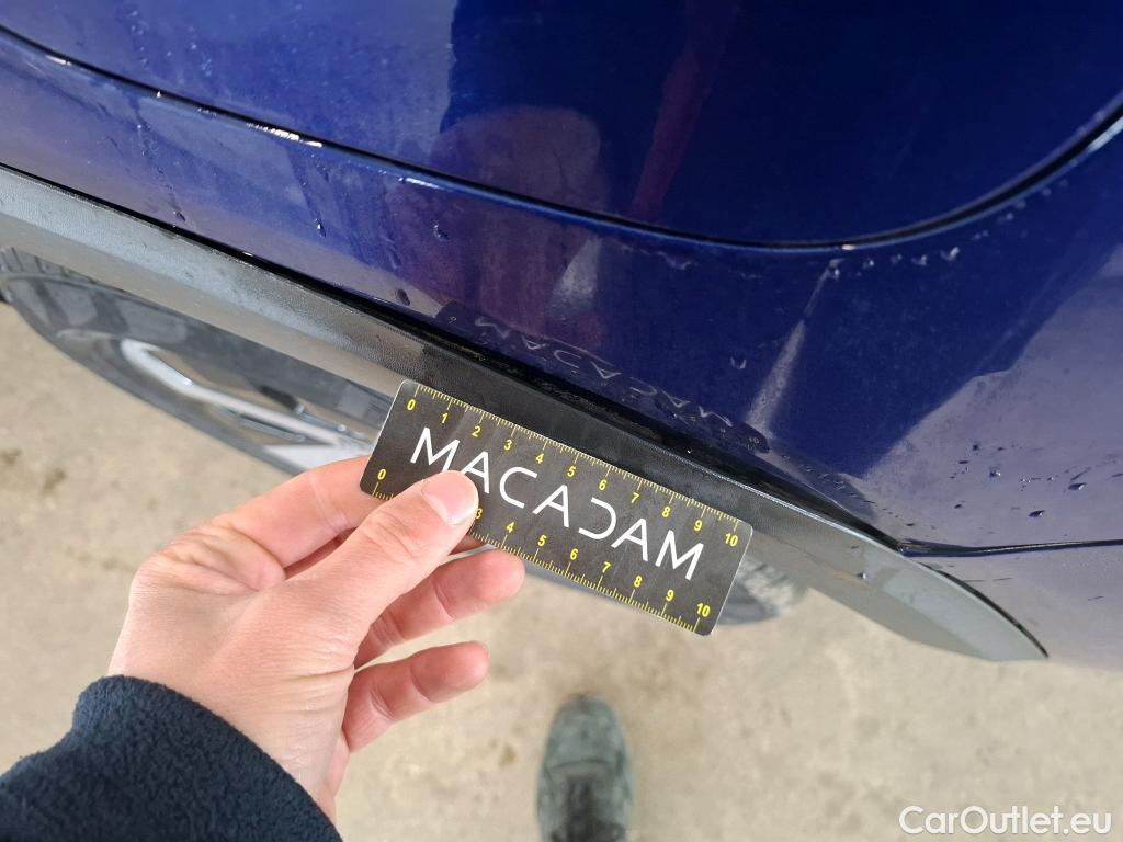  Mercedes  GLB MERCEDES-BENZ  / 2019 / 5P / SUV  200 d Progressive Line #29