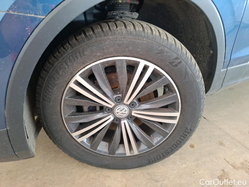  Volkswagen  Tiguan VOLKSWAGEN  Allspace  2017  5P  SUV 2 0 TDI 150 DSG7 Carat Exclusive #6