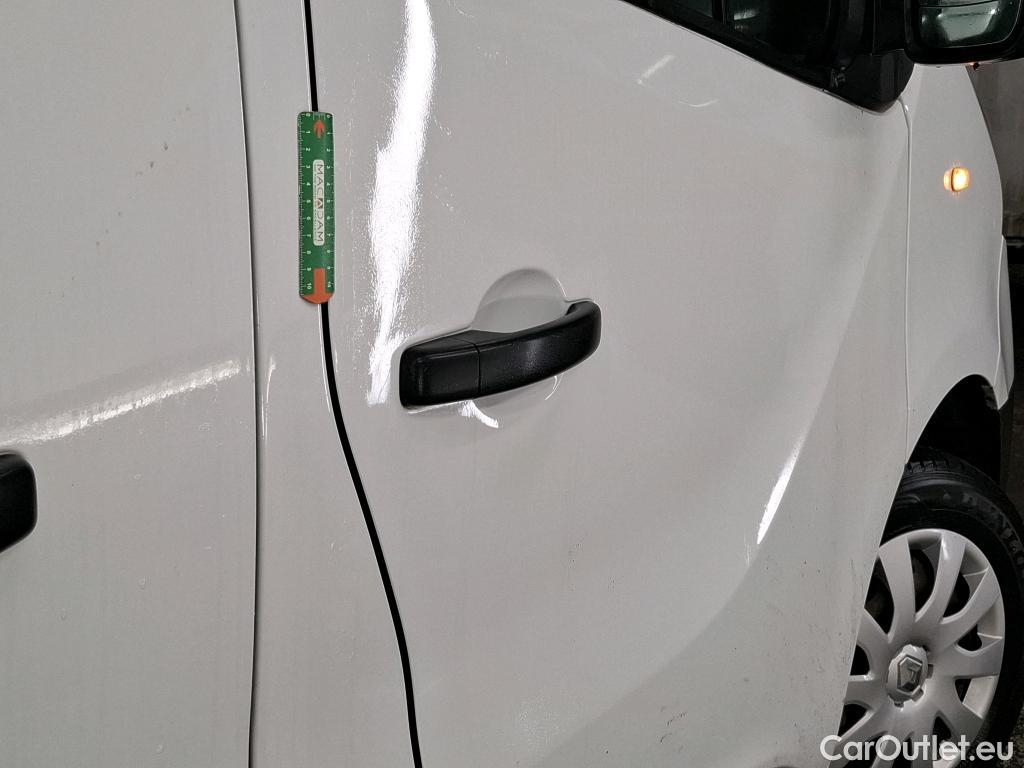  Renault  Trafic  Furgon Grand Confort L2H2 1200 1.6 dCi 125CV BVM6 E6 #30