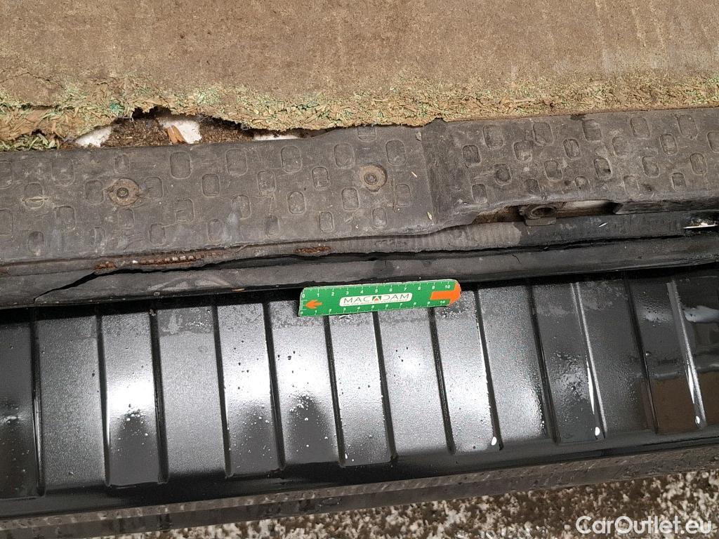  Renault  Trafic  Furgon Grand Confort L2H2 1200 1.6 dCi 125CV BVM6 E6 #37