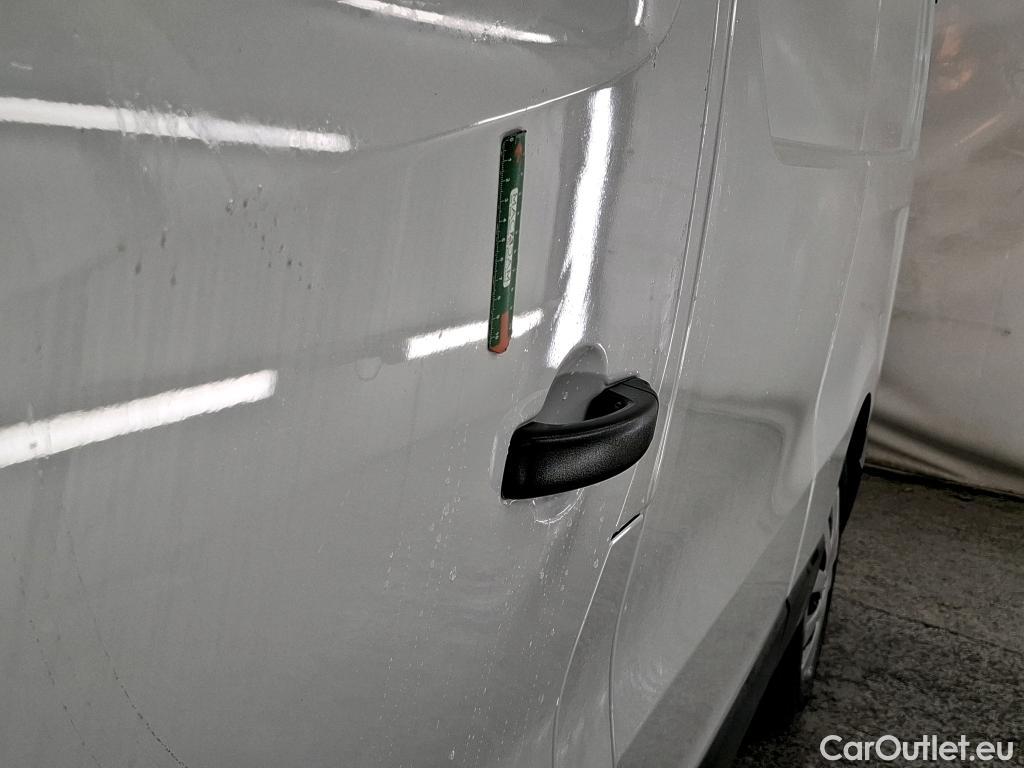  Renault  Trafic  Furgon Grand Confort L2H2 1200 1.6 dCi 125CV BVM6 E6 #24