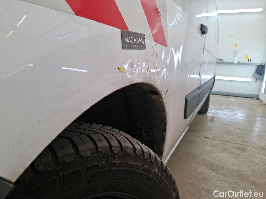  Renault  Master RENAULT  / 2019 / 4P / Fourgon tôlé FG T GCF F3500 L2H2 EnergydCi180BVR #46