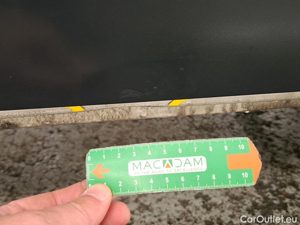  Renault  Trafic  Furgon Grand Confort L2H2 1200 1.6 dCi 125CV BVM6 E6 #35