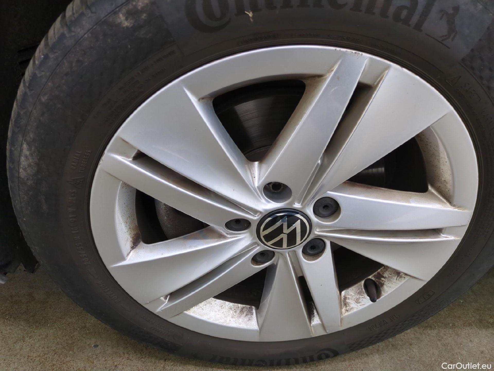  Volkswagen  Golf  VOLKSWAGEN / 2020 / 5P / Berline 2.0 TDI SCR 115 DSG7 Life Busi #12