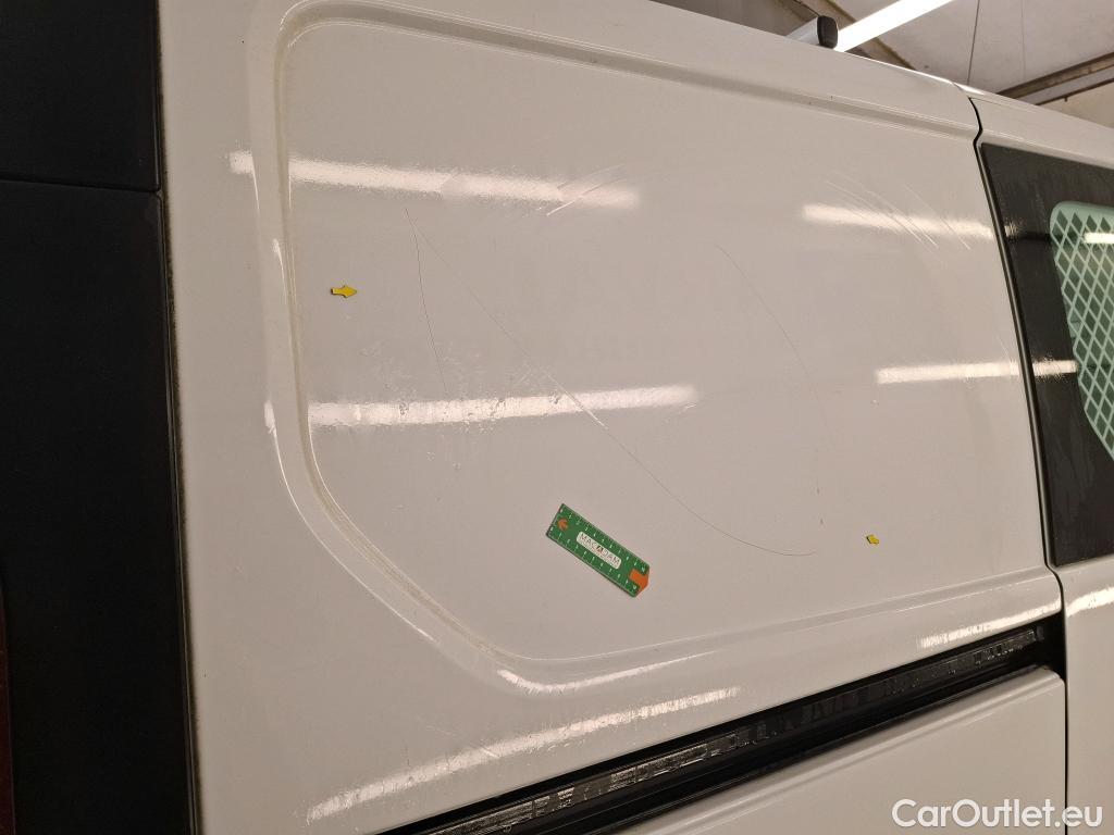  Renault  Trafic RENAULT  / 2019 / 4P / Fourgon tole FG GCF L1H1 1000 Energy dCi 145 EDC #8