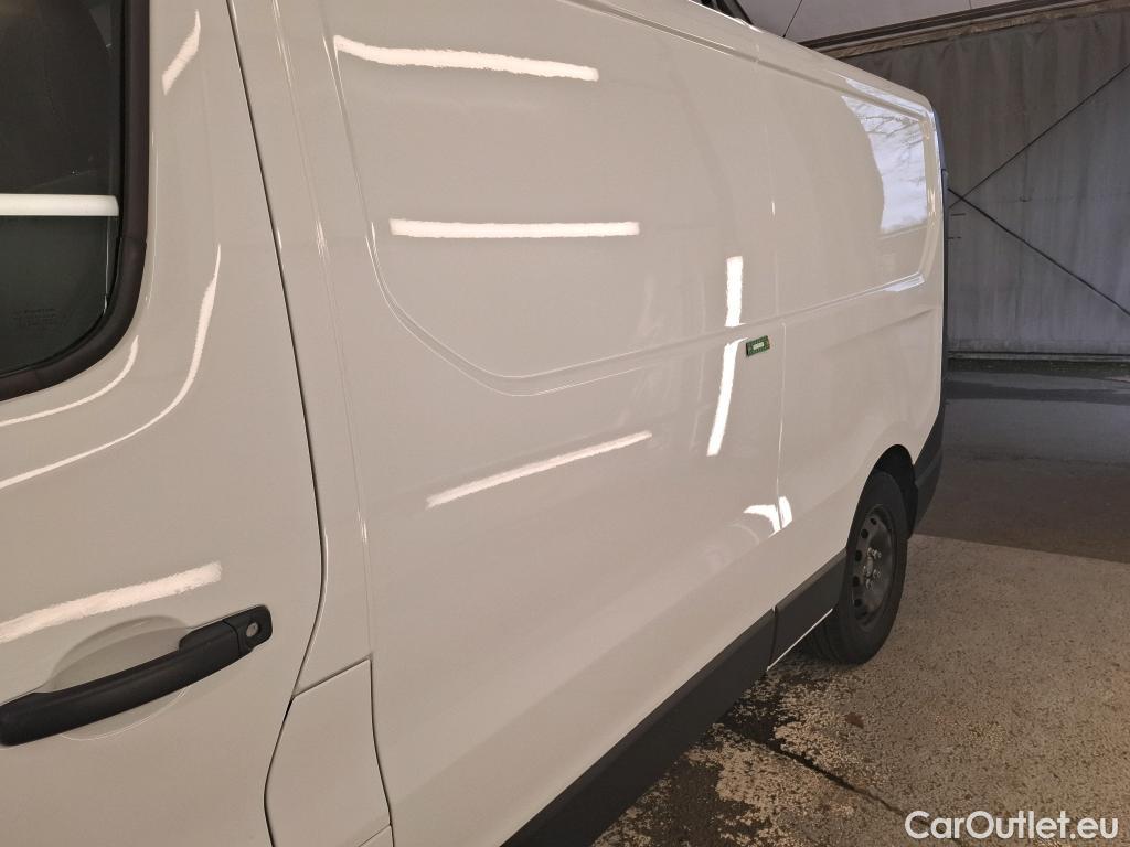  Renault  Trafic  III Fourgon Grand Confort L2H1 1200 1.6 dCi 125CV BVM6 E6 #18