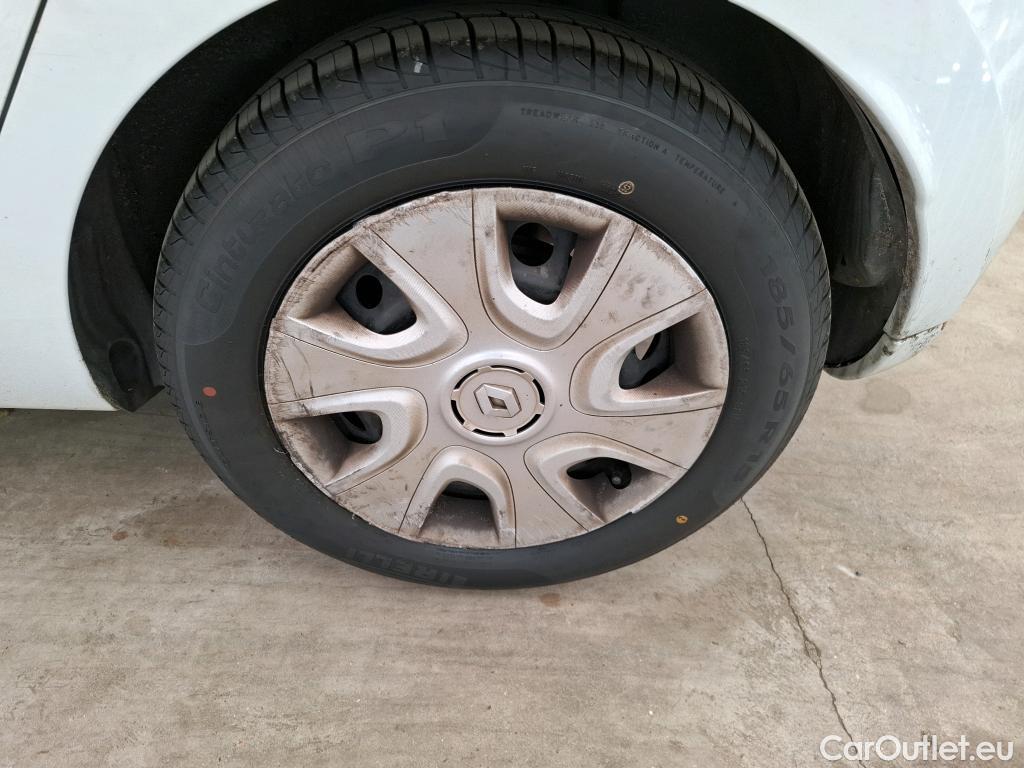  Renault  Clio  IV Air 1.5 dCi 75CV BVM5 E6 #65