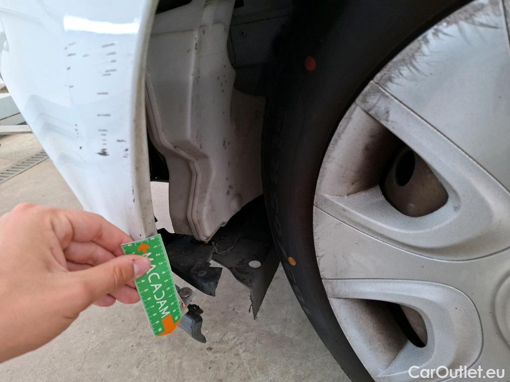  Renault  Clio  IV Air 1.5 dCi 75CV BVM5 E6 #42