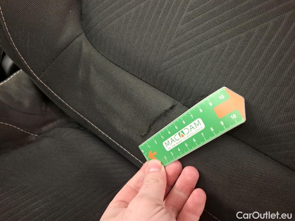  Renault  Trafic  III Fourgon Grand Confort L2H1 1200 1.6 dCi 125CV BVM6 E6 #41