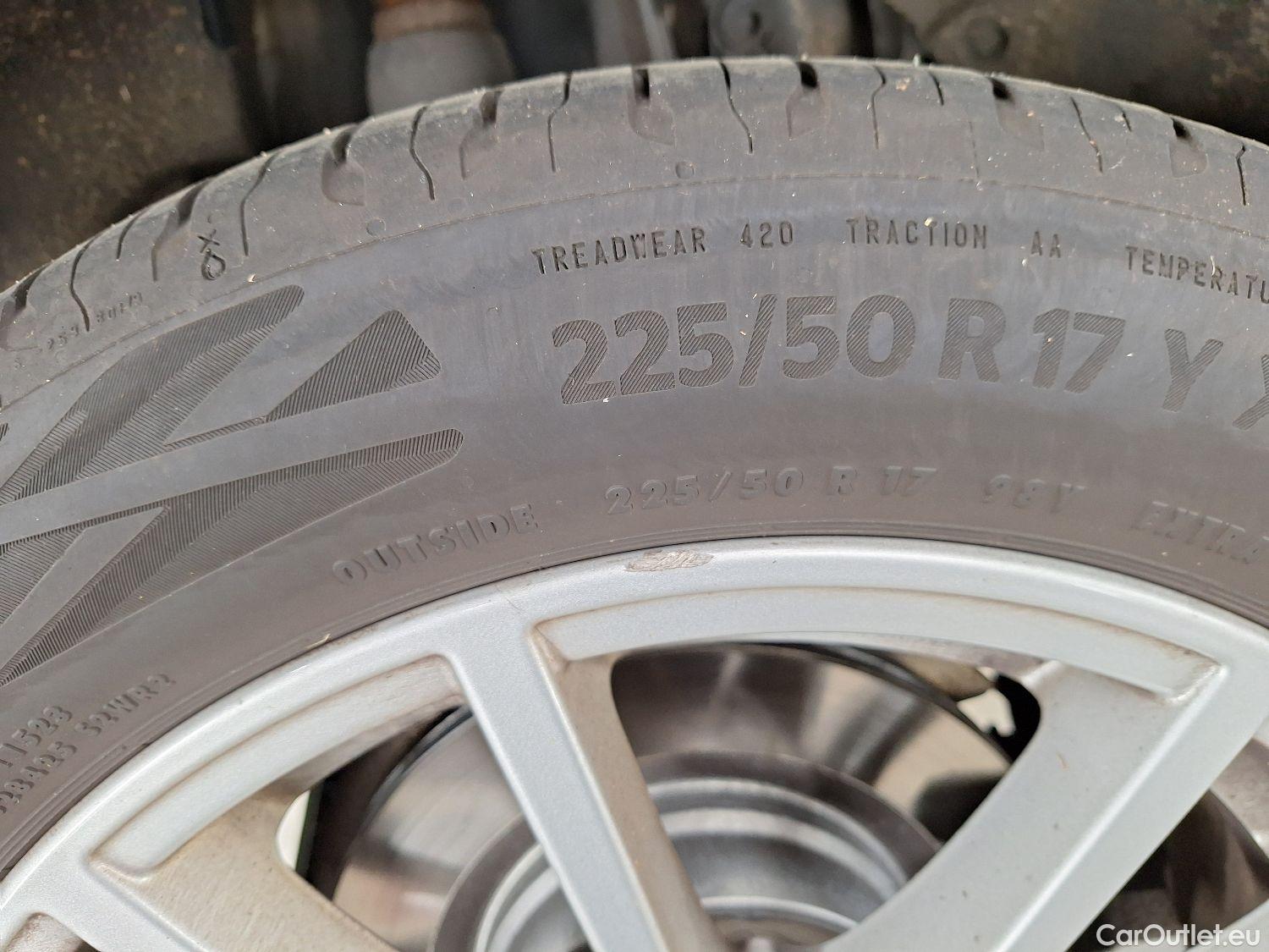  Bmw  Serie 3 BMW, 3-serie T FL'22, BMW 3 Reeks Touring 320d (140 kW) 5d #6