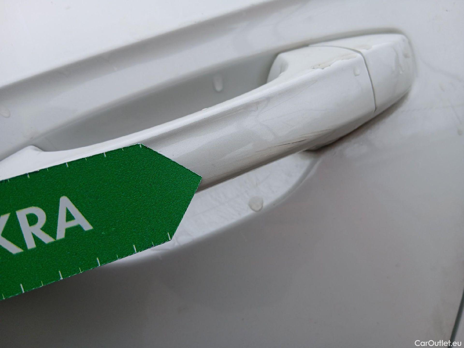  Volkswagen  Arteon VOLKSWAGEN  / 2020 / 5P / berlina con portón R-Line 2.0 TDI 147kW (200CV) DSG #18