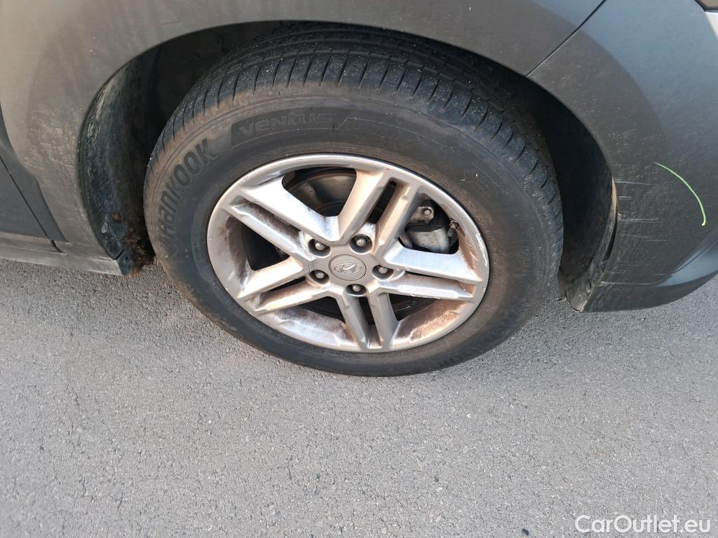  Hyundai  Konna HYUNDAI Kona / 2020 / 5P / todoterreno 1.0 TGDI 48V Maxx 4X2 #18