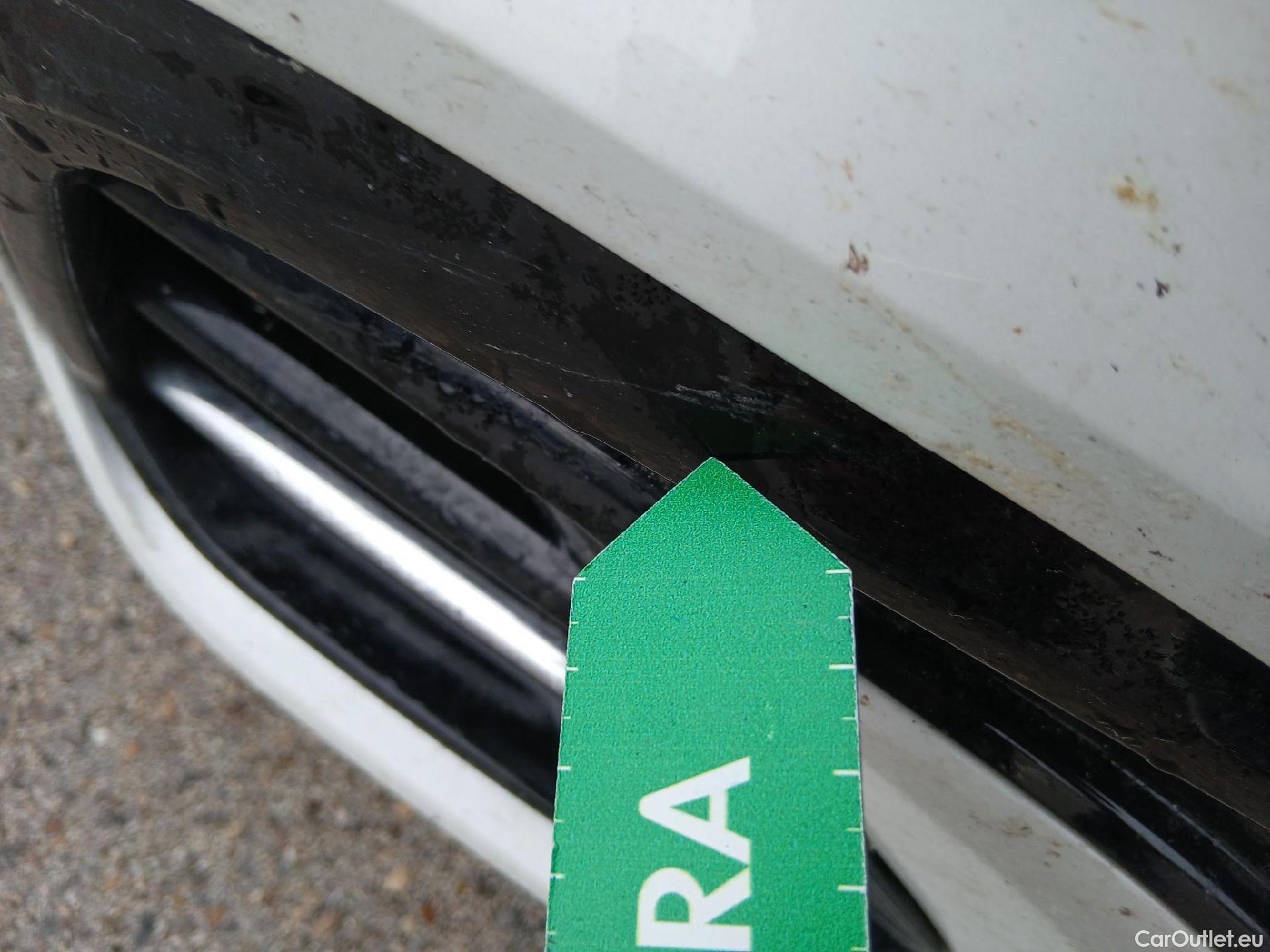  Volkswagen  Arteon VOLKSWAGEN  / 2020 / 5P / berlina con portón R-Line 2.0 TDI 147kW (200CV) DSG #4