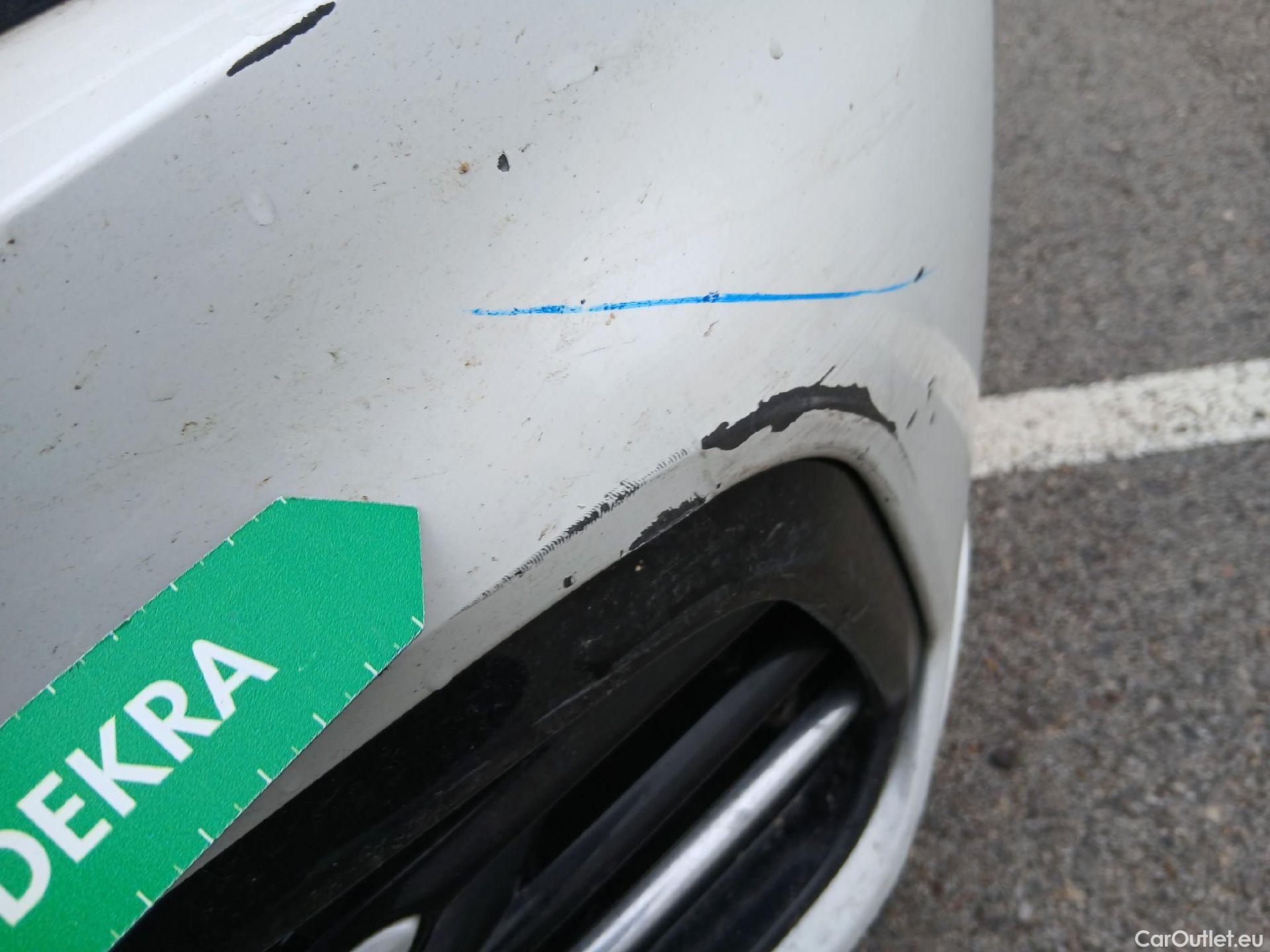  Volkswagen  Arteon VOLKSWAGEN  / 2020 / 5P / berlina con portón R-Line 2.0 TDI 147kW (200CV) DSG #3