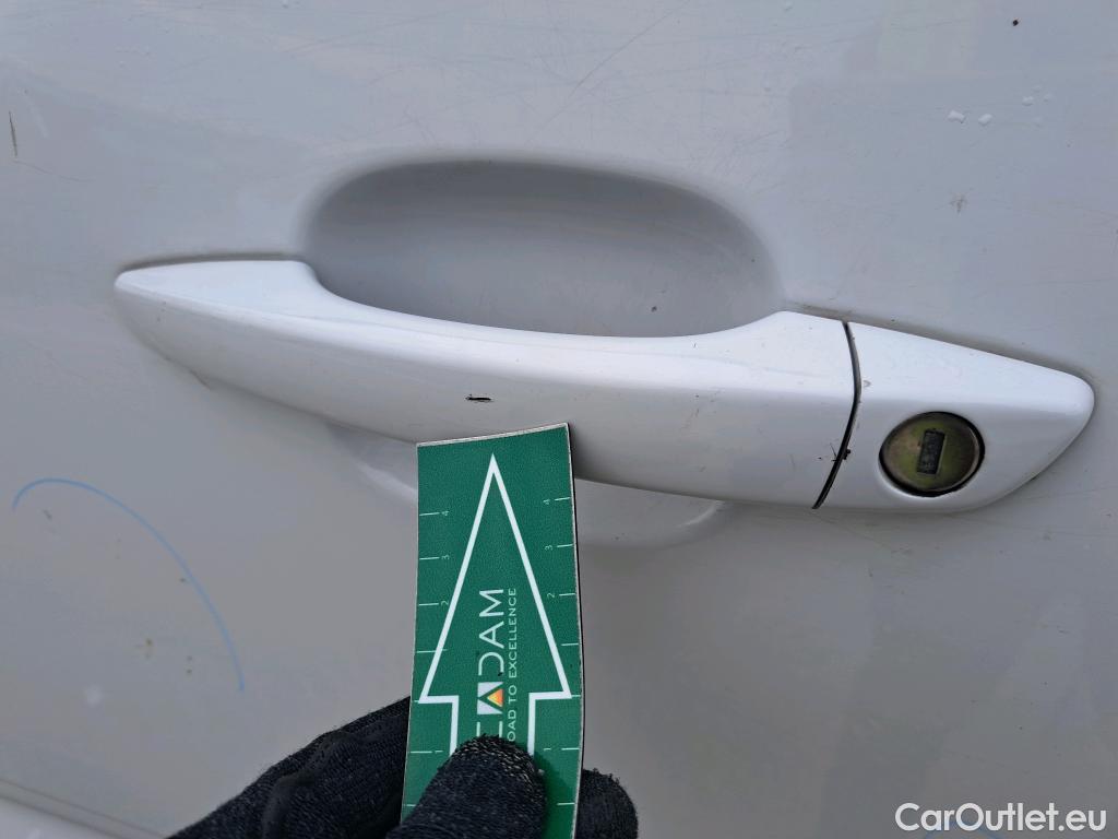  Peugeot  RIFTER PEUGEOT  / 2018 / 5P / combi Active Pack Busin. Standard BlueHDi 73kW #64