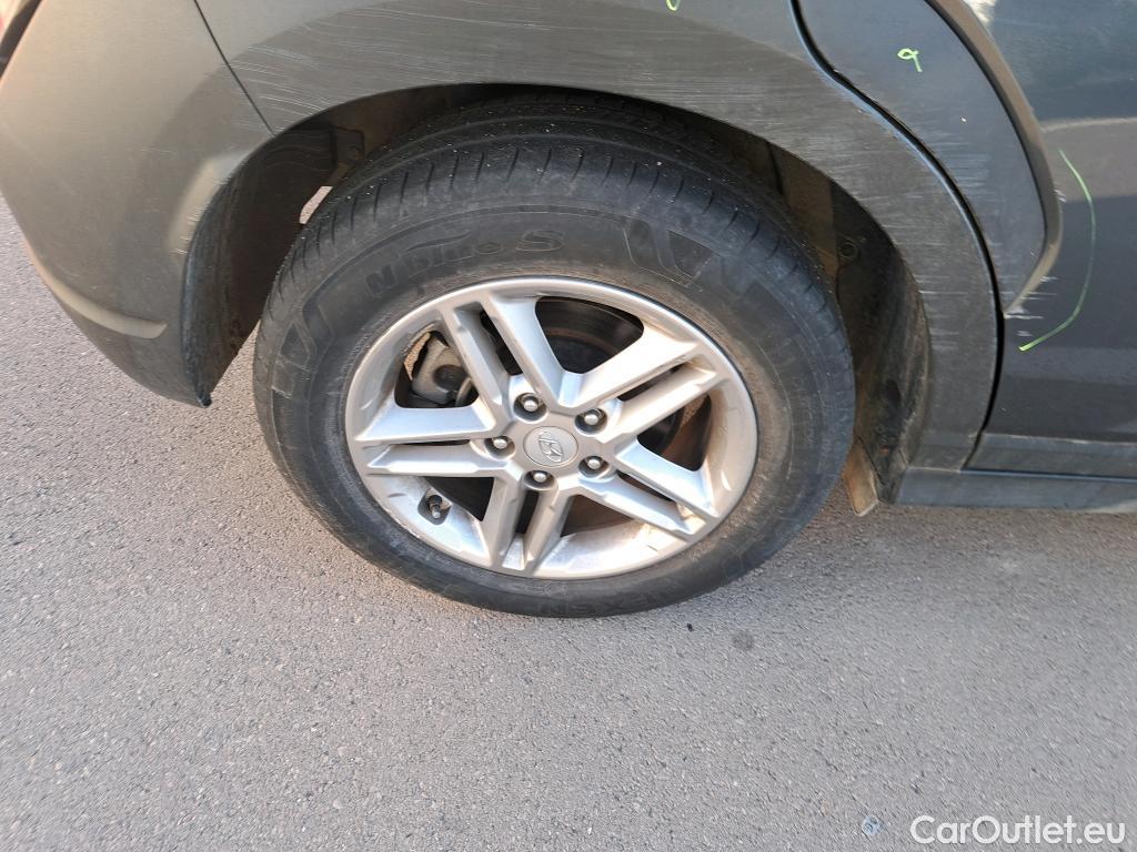  Hyundai  Konna HYUNDAI Kona / 2020 / 5P / todoterreno 1.0 TGDI 48V Maxx 4X2 #16