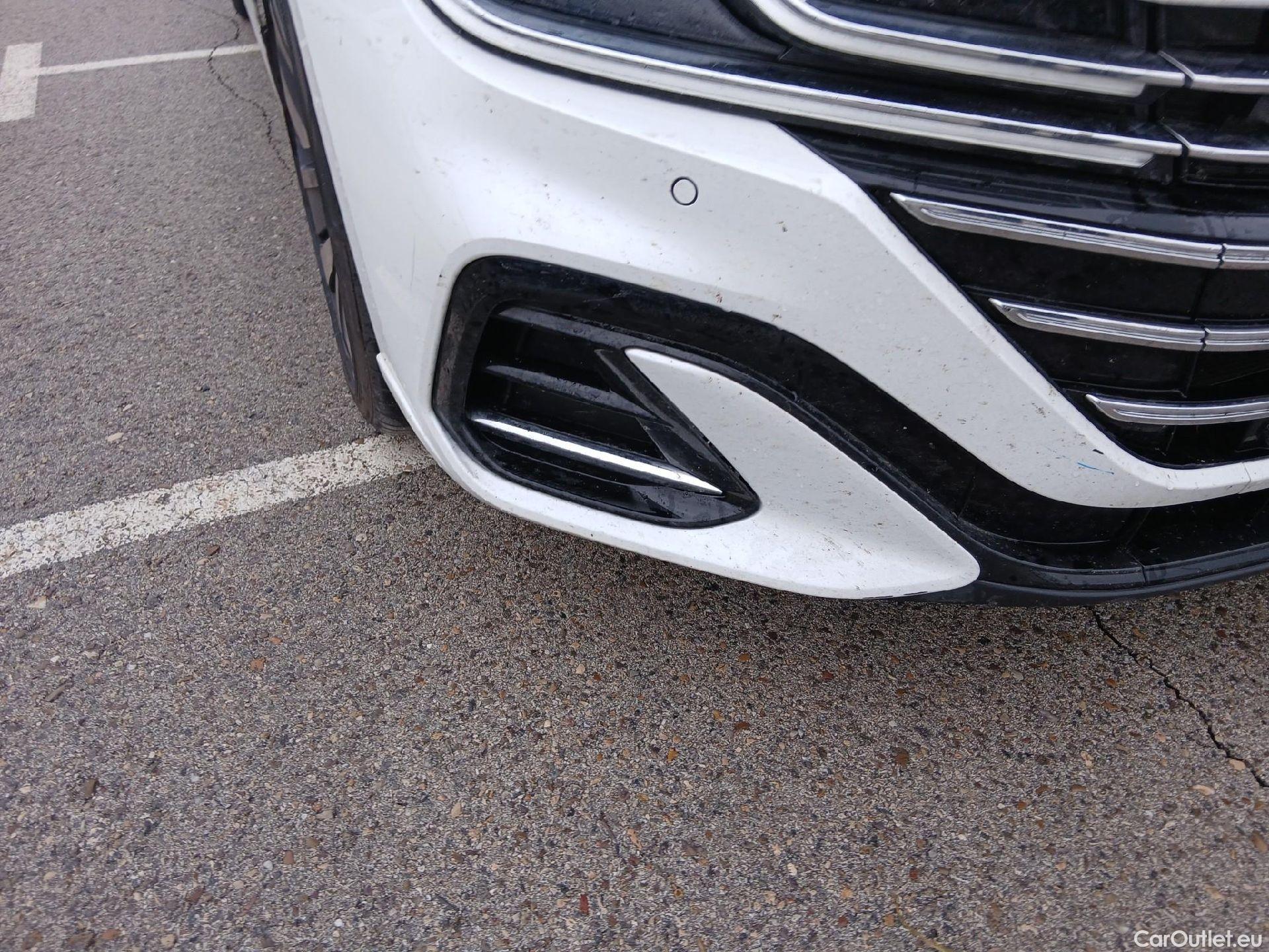  Volkswagen  Arteon VOLKSWAGEN  / 2020 / 5P / berlina con portón R-Line 2.0 TDI 147kW (200CV) DSG #5